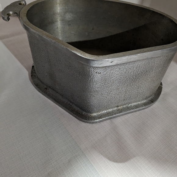 VTG Guardian Service Economy Trio Triangle Alunimum 2 Pots and 1 Lid Wood Handle - Picture 8 of 15